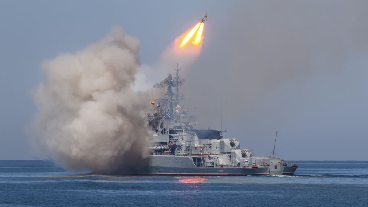 Rusko opustilo strategický Hadí ostrov. „Gesto dobré vůle,“ říká Moskva